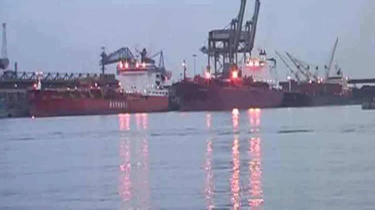 Luxury cruise liner to dock at Paradip on Republic Day