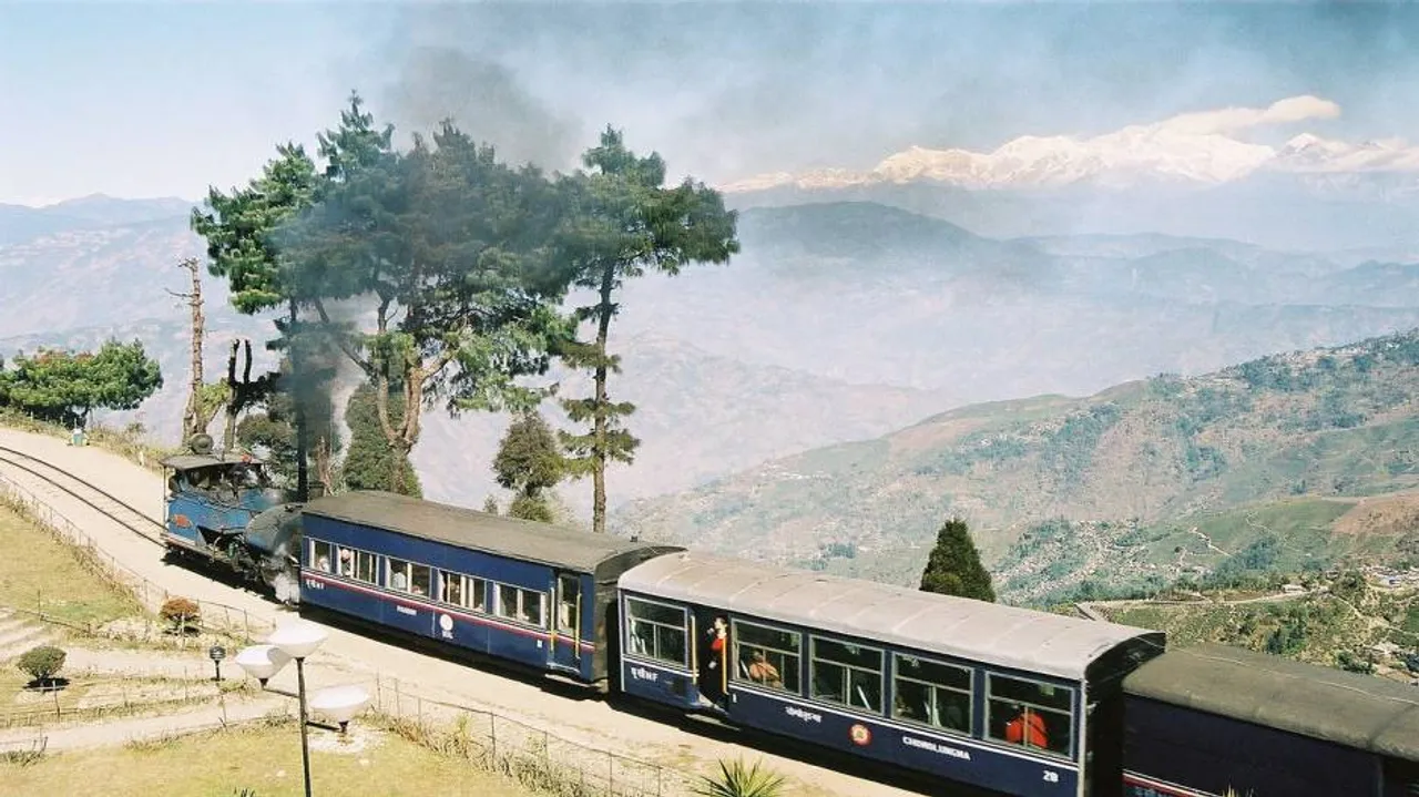 Darjeeling toy train starts chugging again