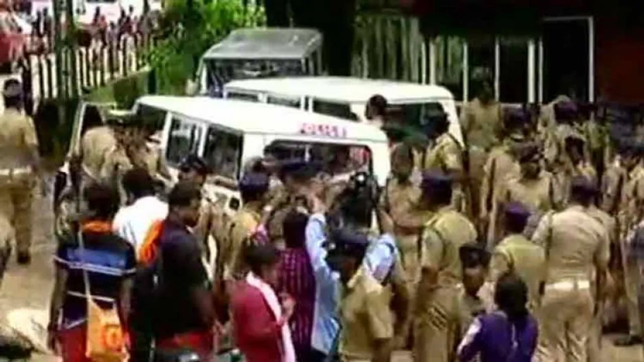Sabarimala: Protesters clash with police, women turned back