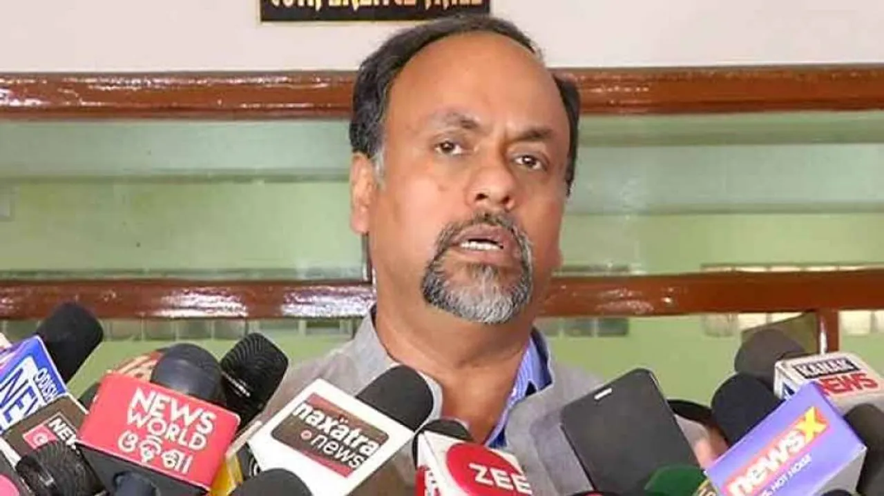 Discussions on to restructure loans, ease insurance claim settlement in Fani-hit Odisha