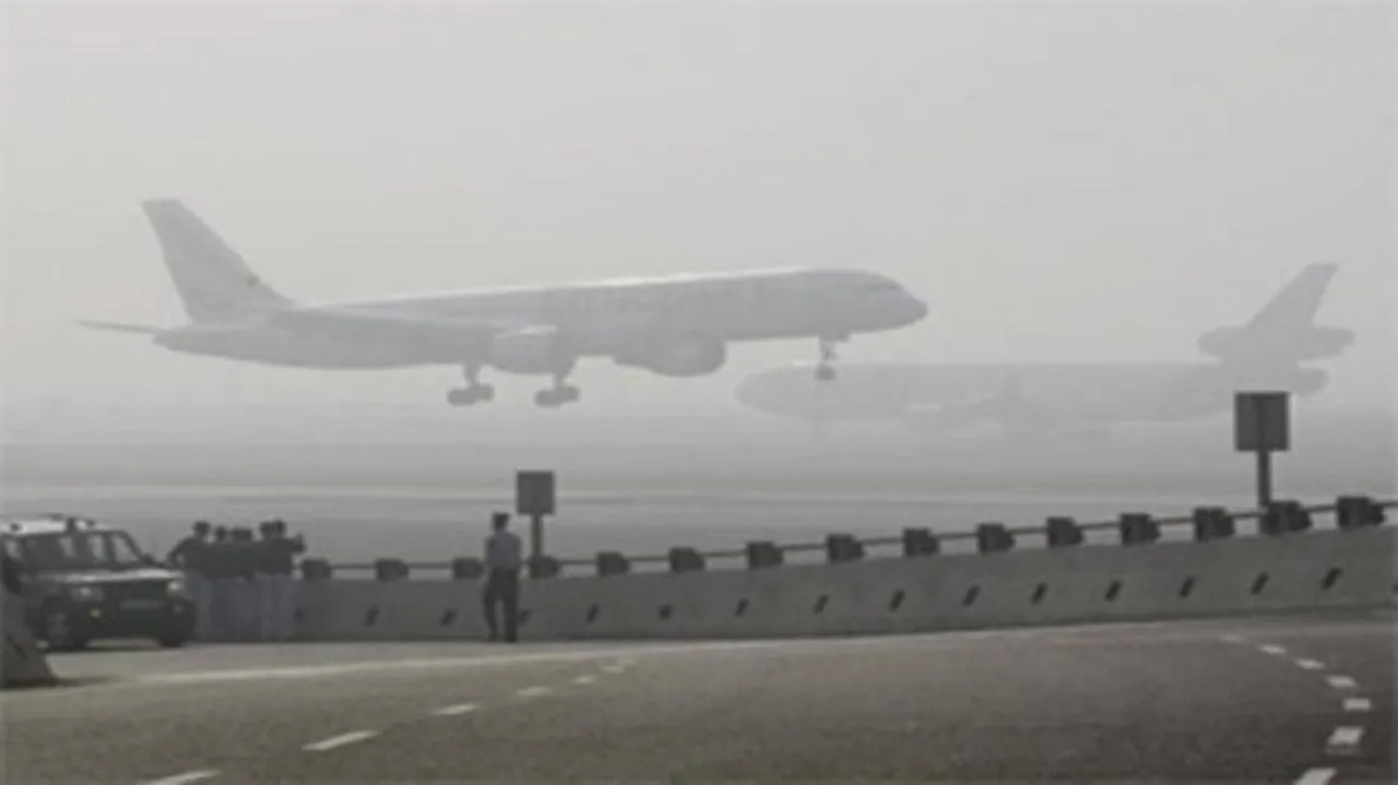 Fog disrupts flight schedule at IGI