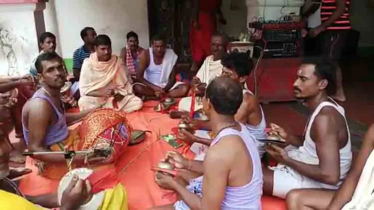 Stay off from quacks & superstitious practices, says govt as dengue scare grips Odisha villages