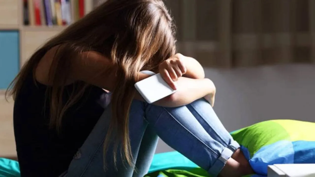 These negative social media behaviours are linked to depression