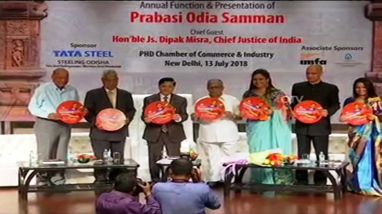 6 conferred ‘Prabasi Odia Samman’ in New Delhi