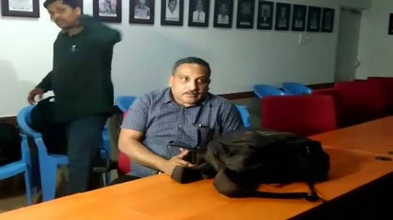 Doctor arrested while taking bribe from patient