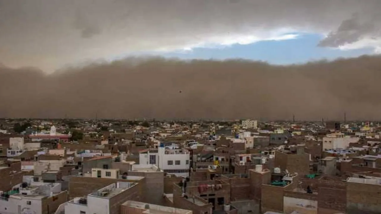 Five killed in UP dust storm