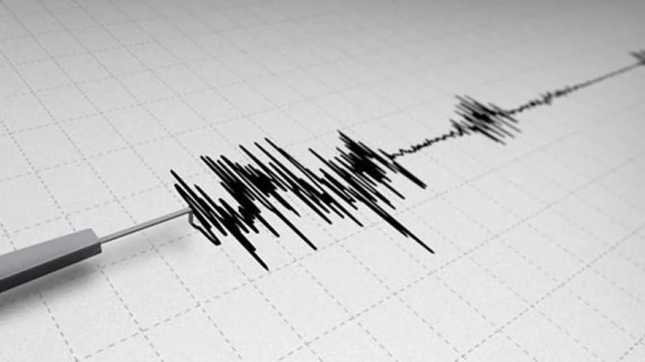 Earthquake Tremors Felt In Delhi-NCR