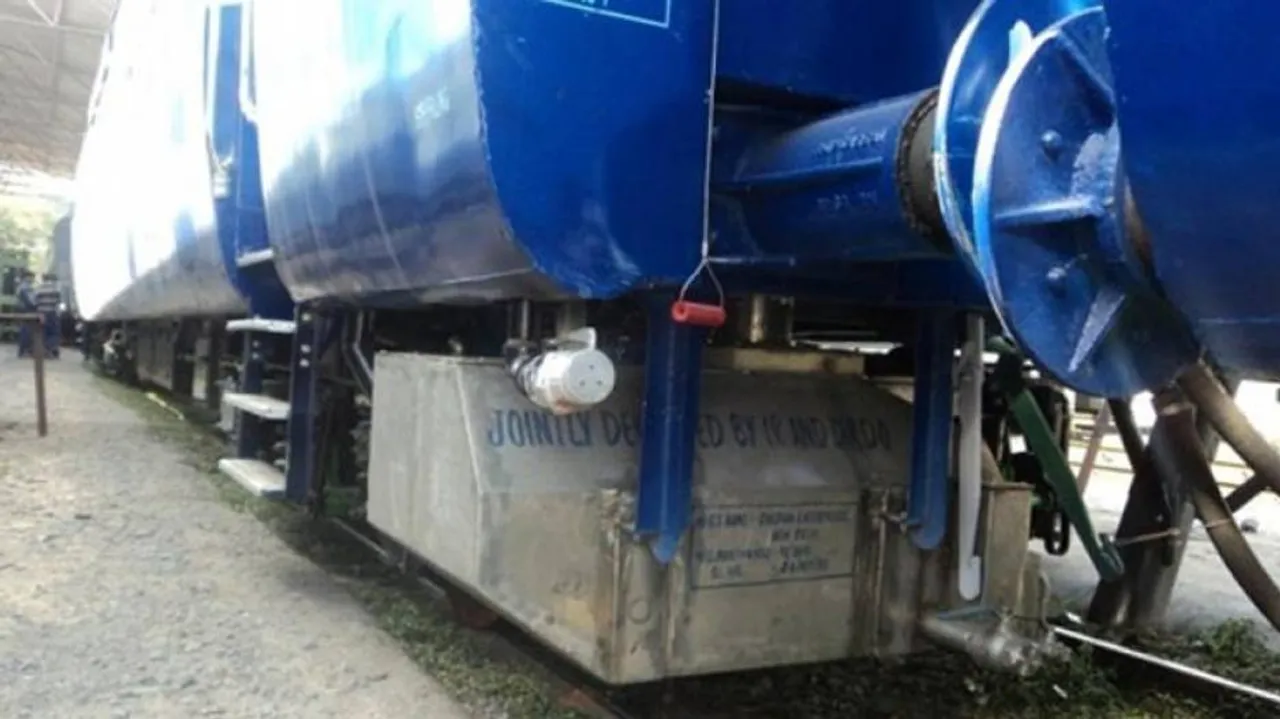 ECoR Installs Bio-Toilets In Trains Under 'Swaccha Rail, Swaccha Bharat' Campaign