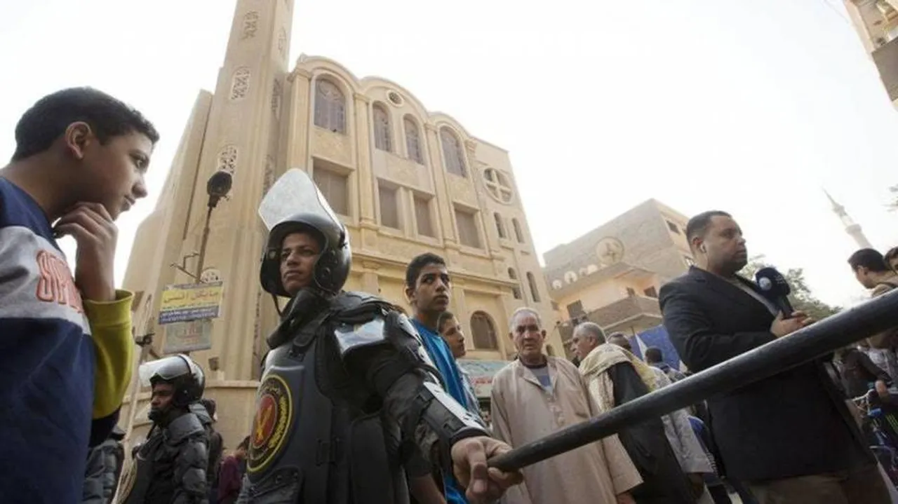 10 killed in shooting outside Egypt church