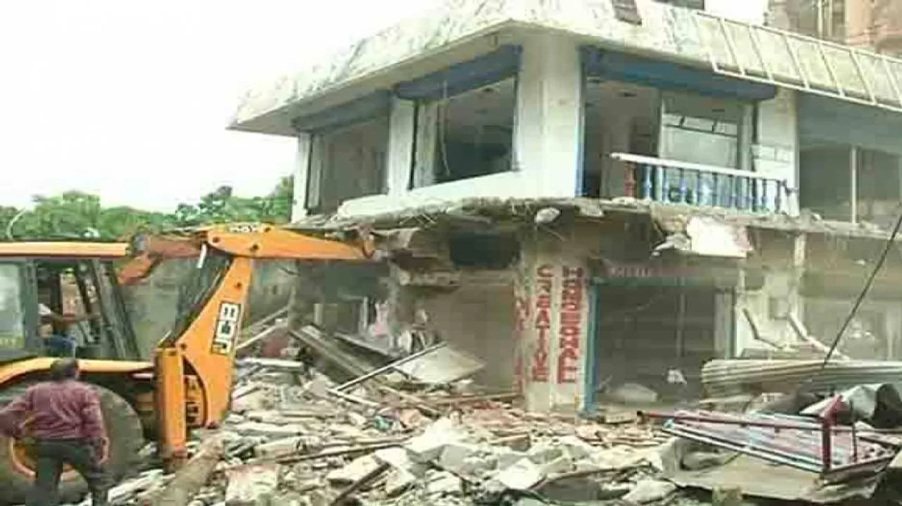 BDA, BMC demolish encroachments in Jaydev Vihar