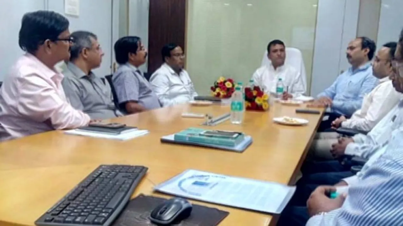 Odisha Energy Minister reviews post-Fani situation