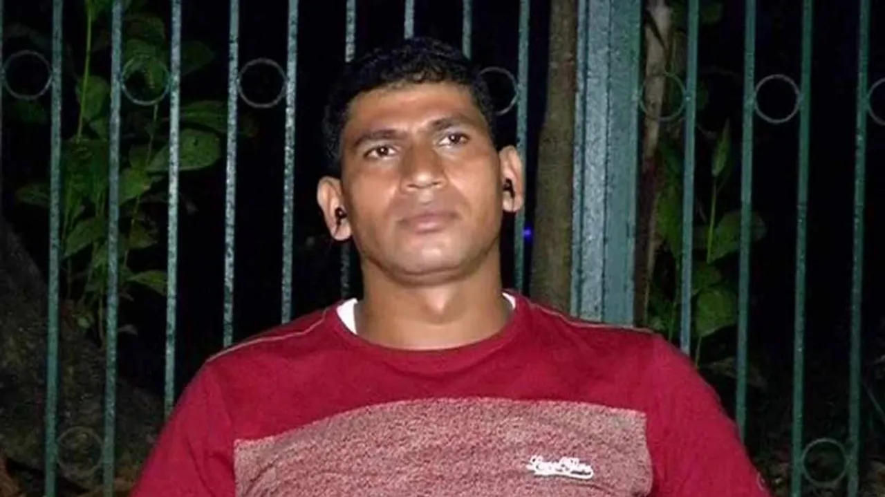 COVID Crisis Compels Odia Bollywood Stuntman To Sell Vegetables