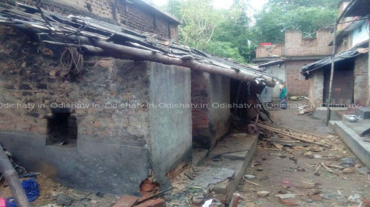 Two villagers injured in firecracker explosion in Jajpur