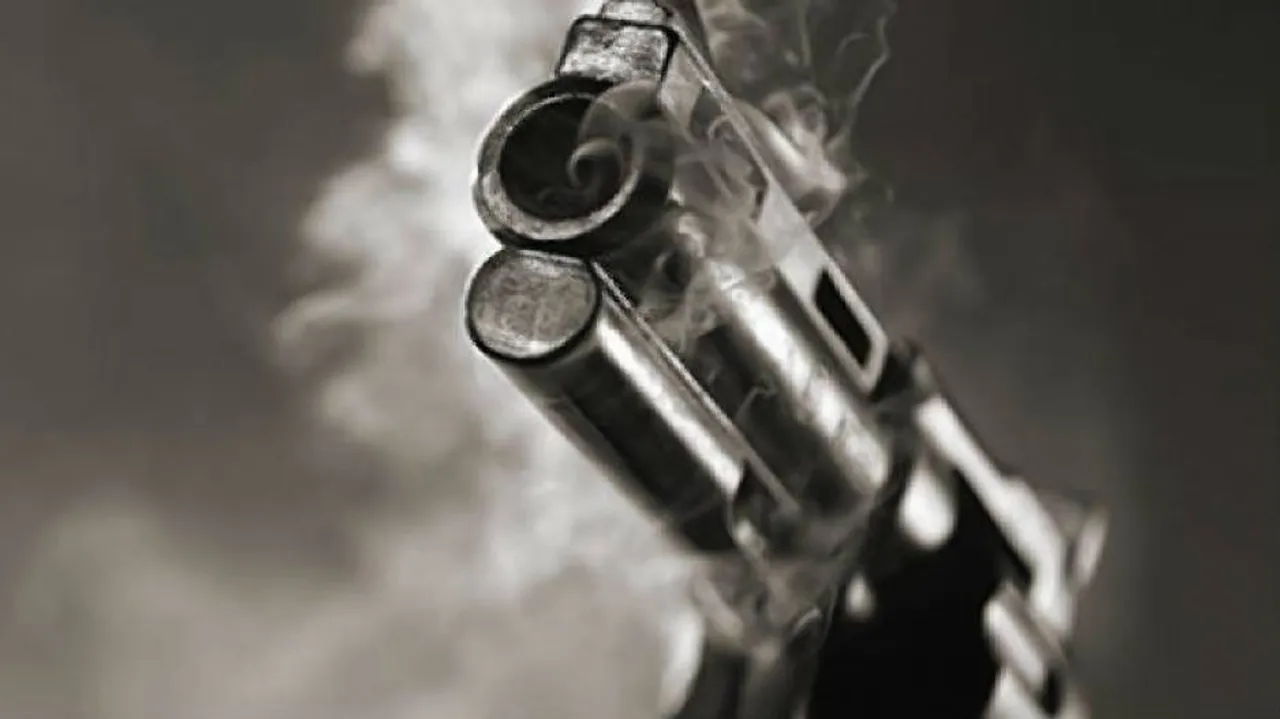 Blank firing in front of FM College