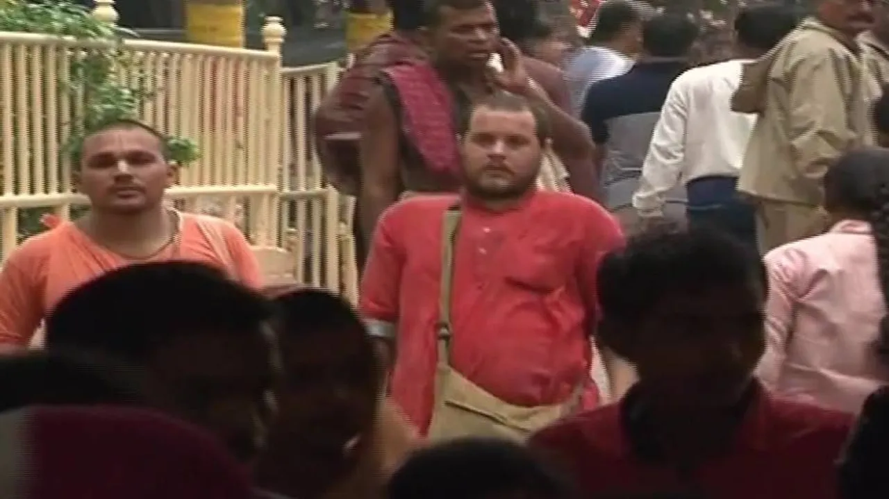Rath Yatra: Foreigners held for entering Gundicha Temple
