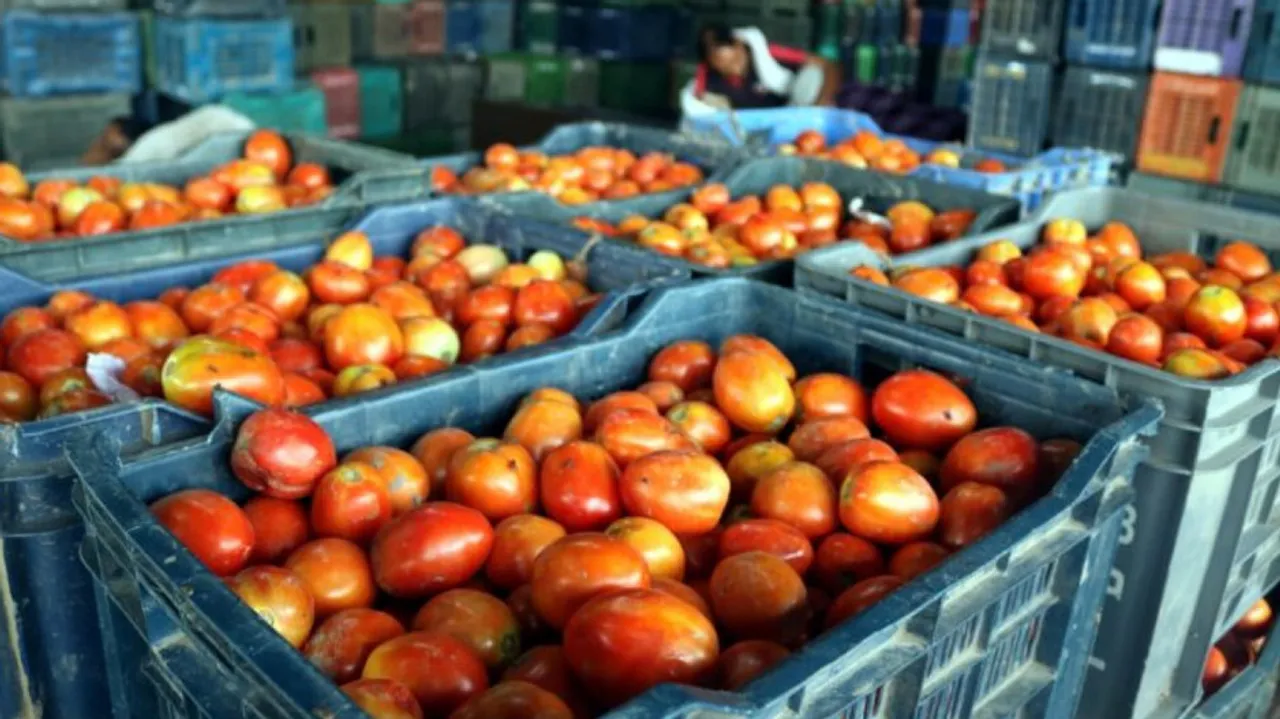 Tomato To Fuel: Inflation Batters India's Middle Class