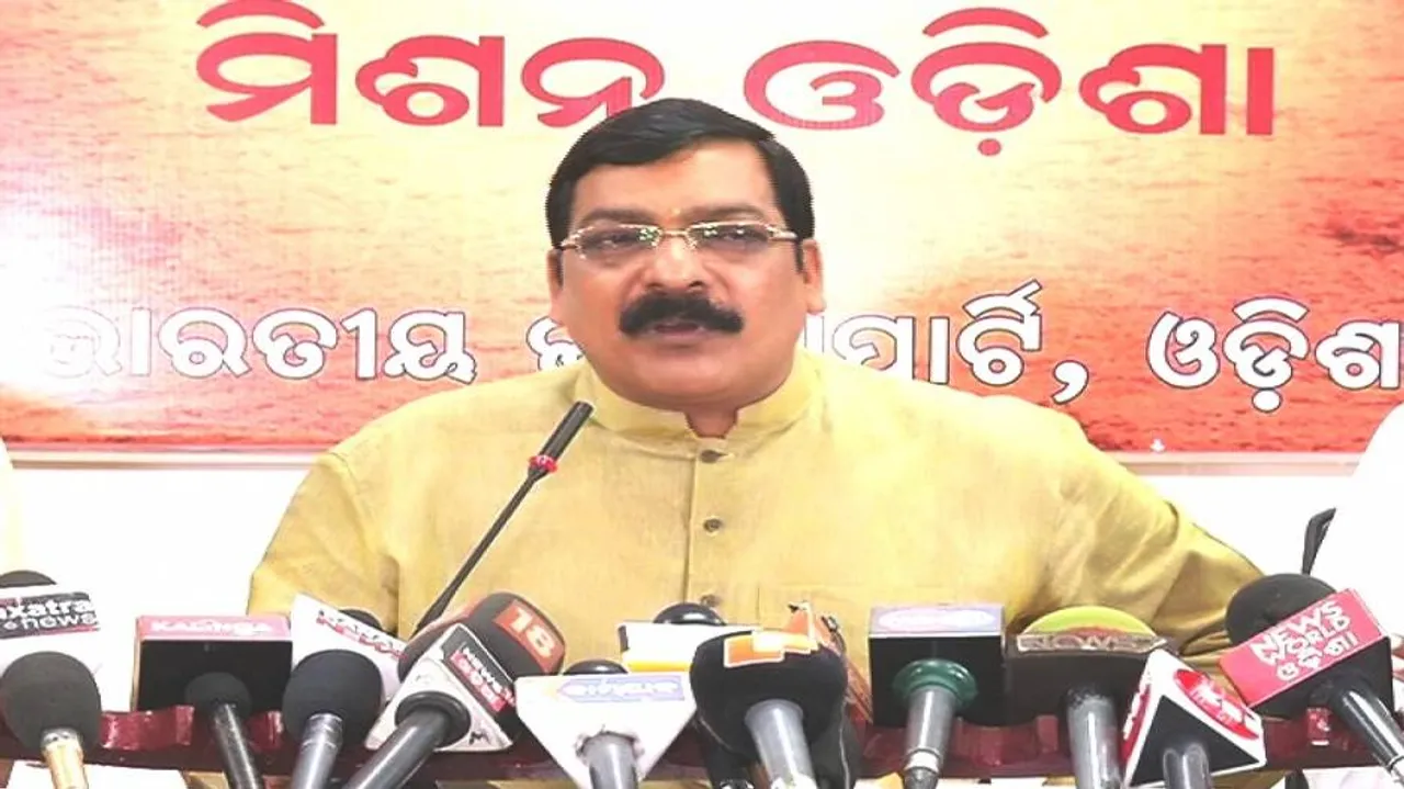 BJP cries foul over Odisha govt’s pucca house advert