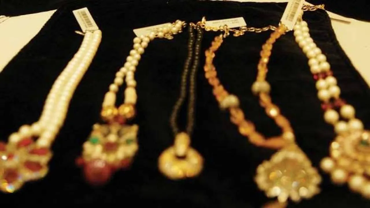 45 Jewellery Shops Raided In 6 Cities In Odisha