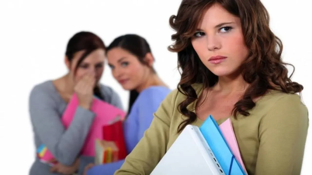 Here is why women tend to gossip more than men