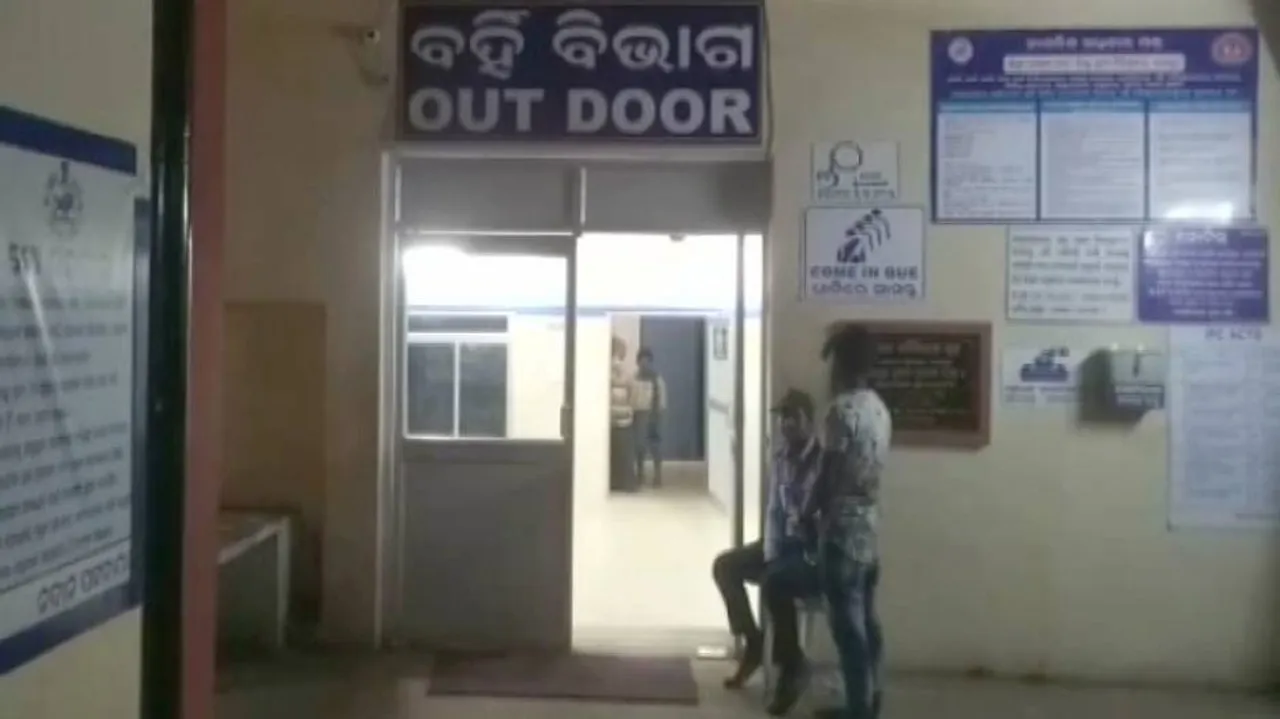 Three Injured in Group Clash Over 'Illegal' Sand Mining