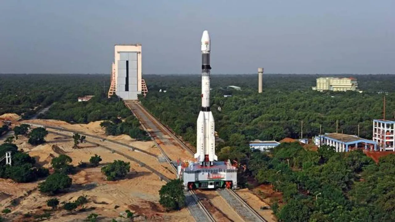 India launches advanced weather satellite in textbook style