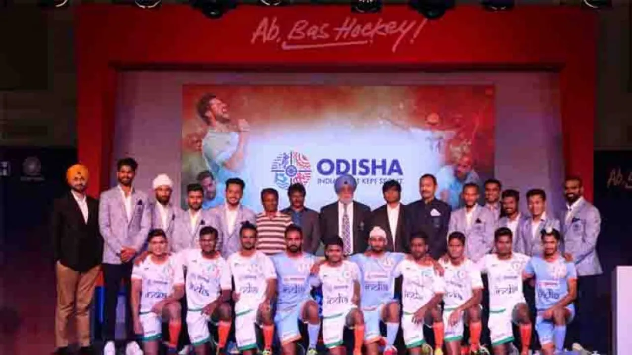 Ahead of HWC'18 in Odisha, Team India shoots for Kaun Banega Crorepati