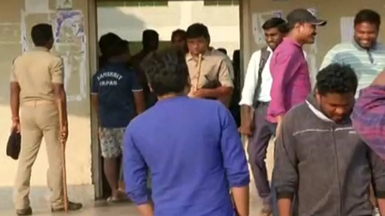 Police evict 'non-students' from Utkal University hostel