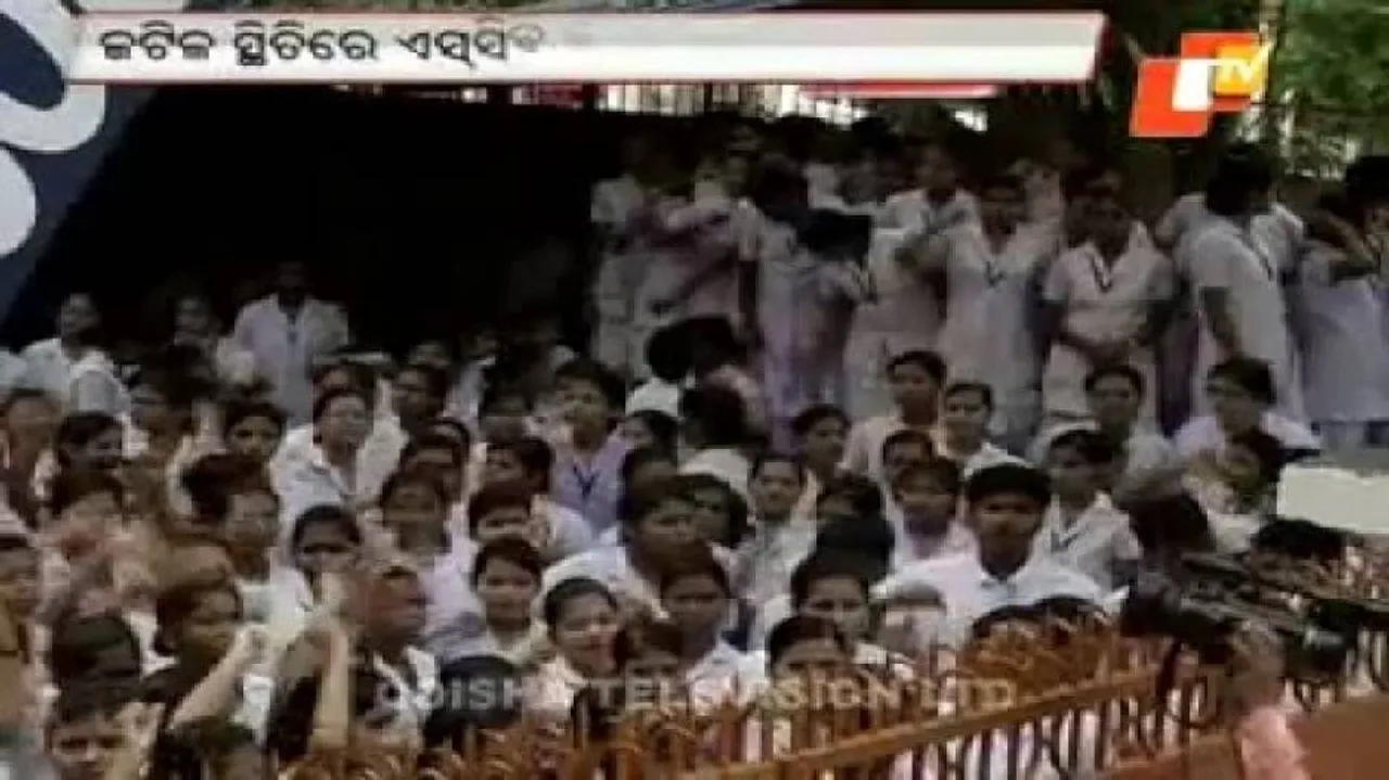 Nursing students’ stir takes new turn as seniors file FIR against juniors