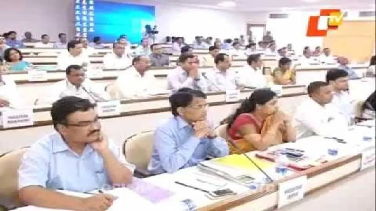 Odisha to judge, reward best practices of collectors