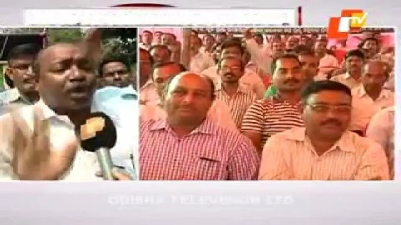 Protesting teachers to boycott +2, +3, HSC exams