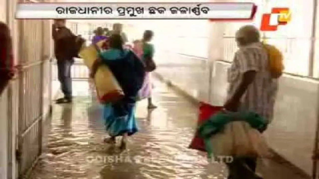 Knee-deep water inside Capital Hospital after 30-min rain!