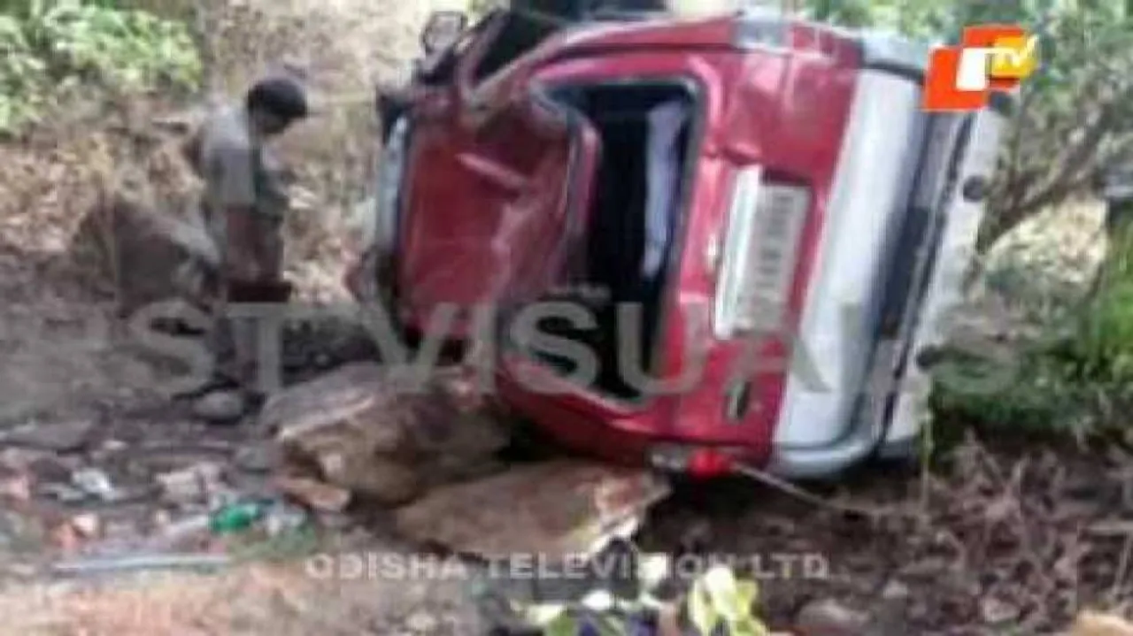 Woman, daughter killed as Tavera falls off bridge
