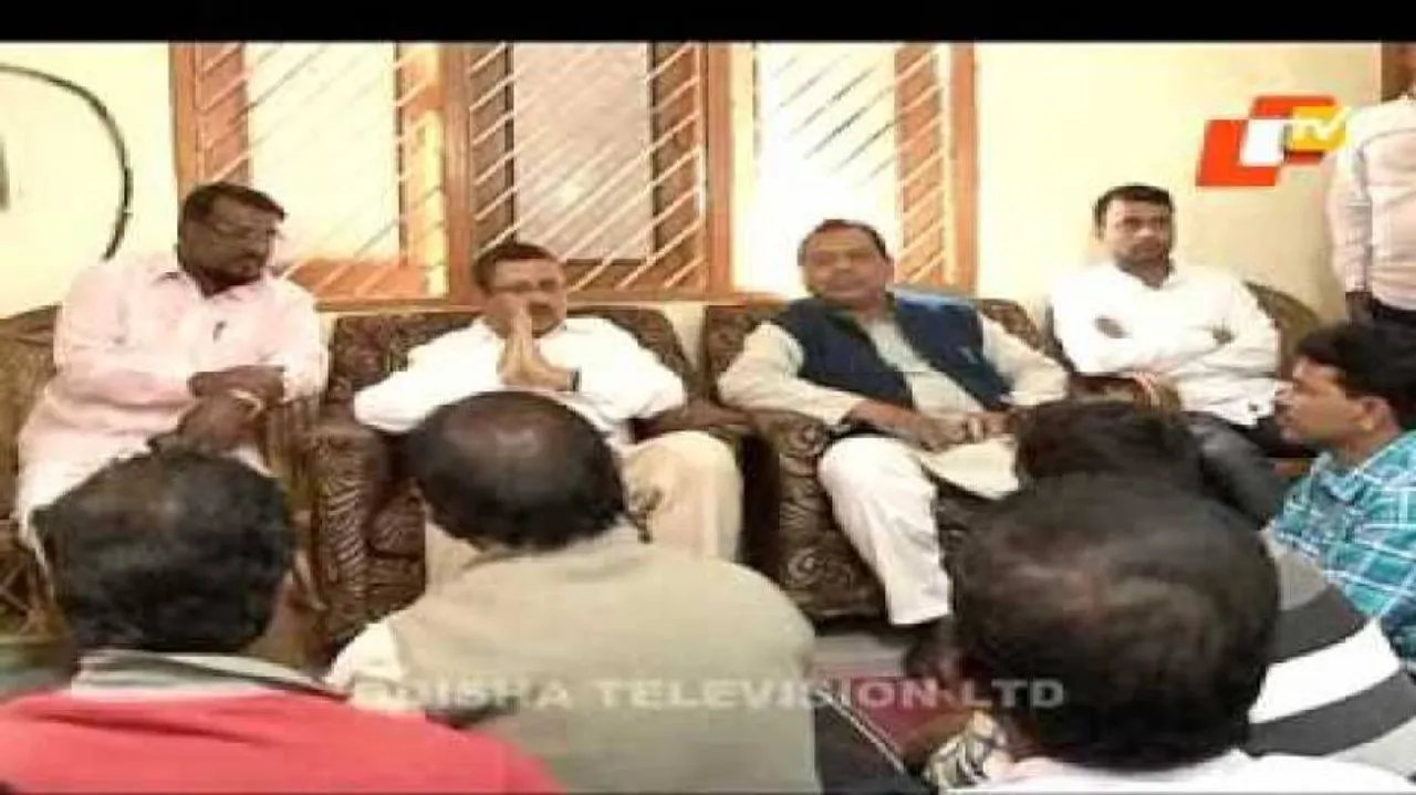 Lulu Mohapatra dares BJD to stop him during tour