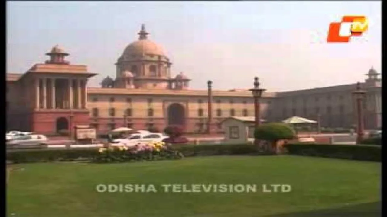 Job regularisation: Tainted IAS officer in trouble again