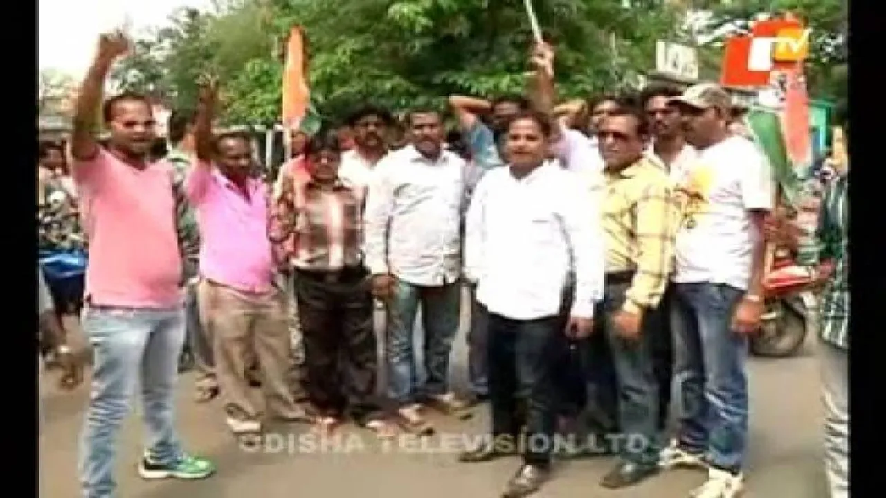 Congress bandh disrupts normal life in Burla