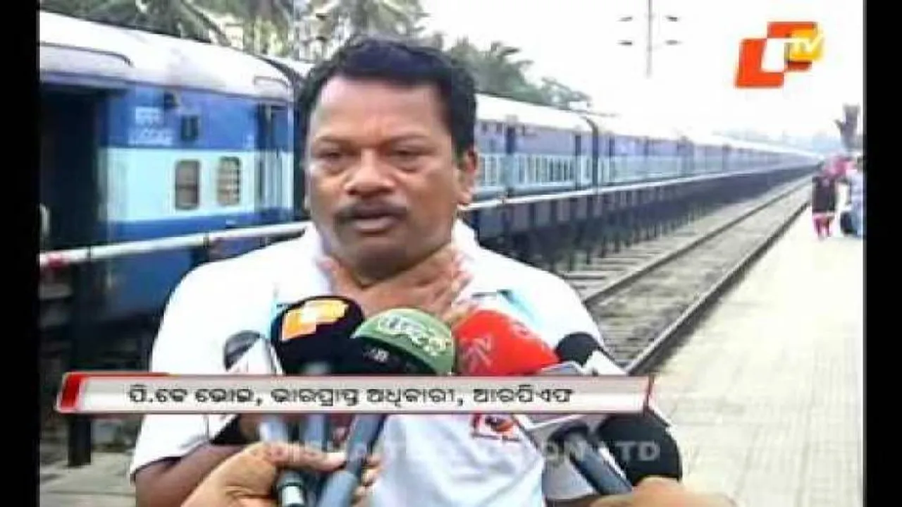 Youth found dead with throat slit at Puri rail station
