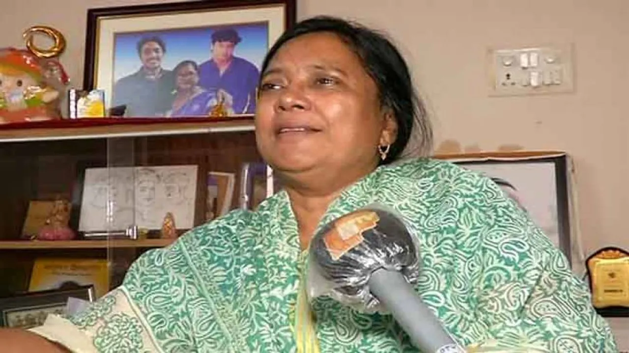 Tragedy In A Crisis! Odisha Woman Lights Husband's Funeral Pyre
