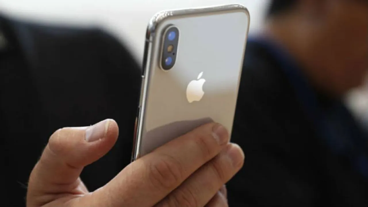 Low supply disappoints iPhone X lovers in India