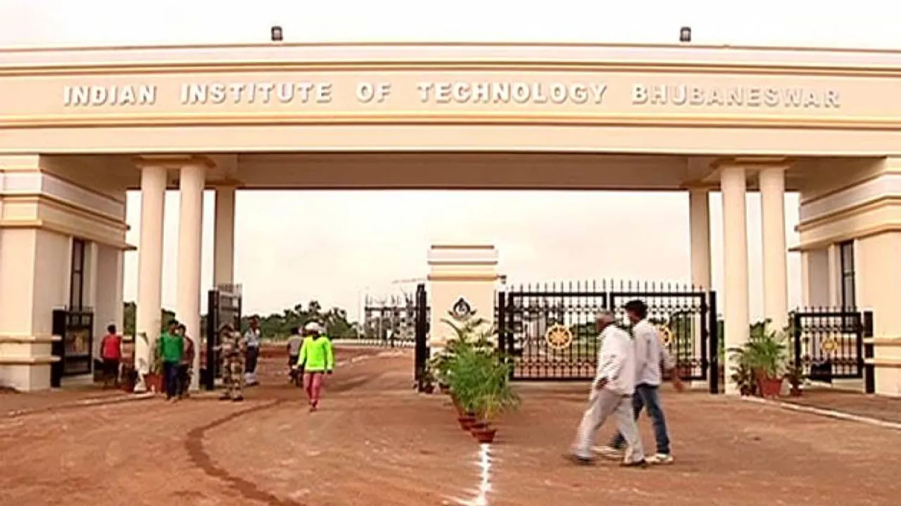Odisha govt urges IIT-Bhubaneswar to set up coastal observatory centre