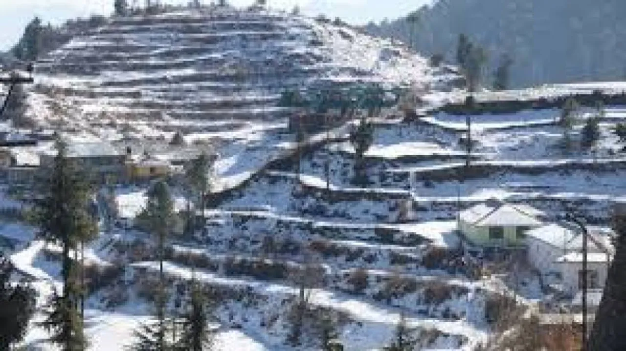 Himachal sees high temperatures, but snow in line