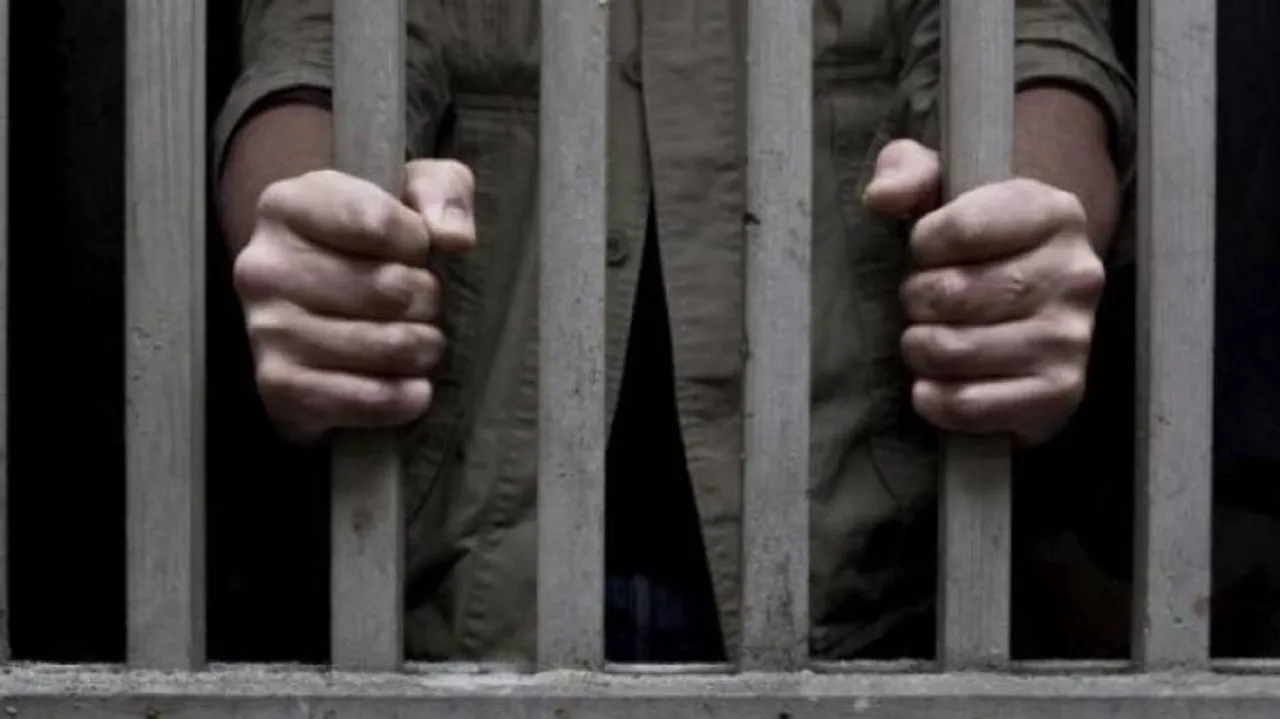 Indian-origin female officer jailed for maid abuse in Singapore