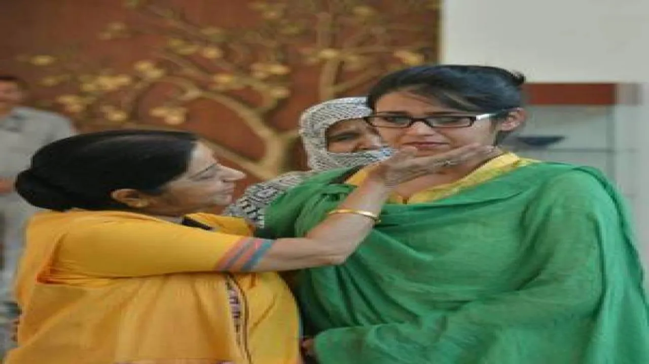 Indian woman 'forced' to marry Pakistani returns home