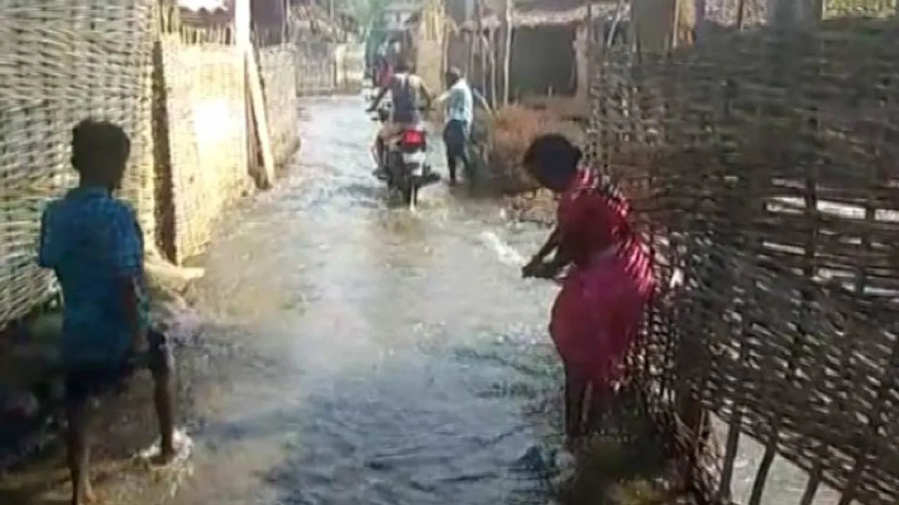 Breach in Indravati canal causes flooding in Pandi village