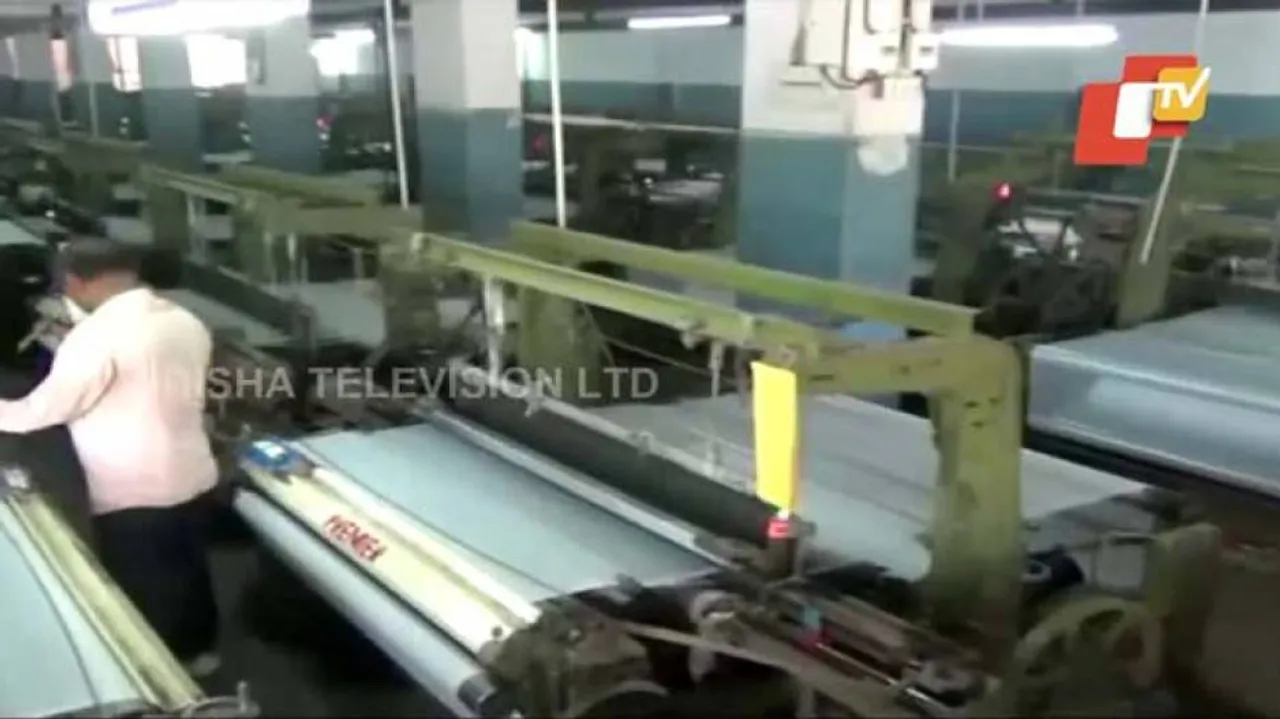 Surat Factories Reopen, But Its Workers Are In Odisha, Unwilling To Return