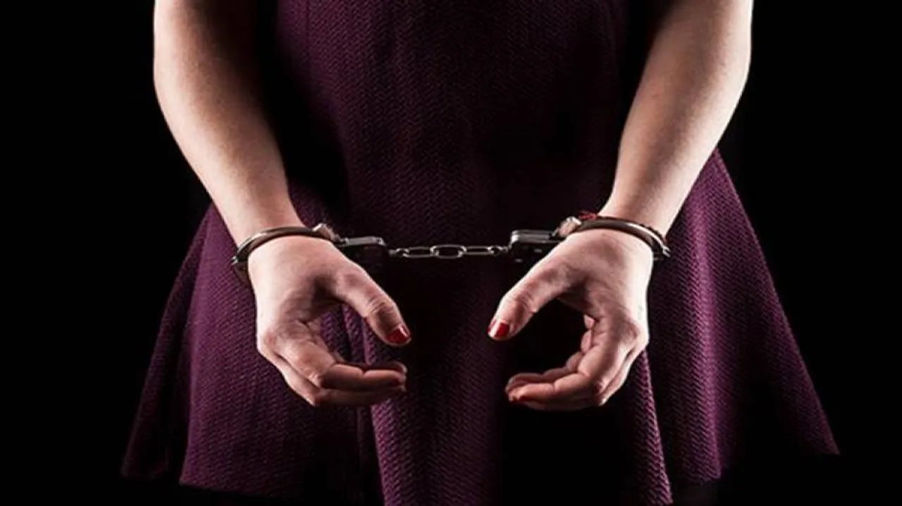 Woman sets husband on fire in Jajpur