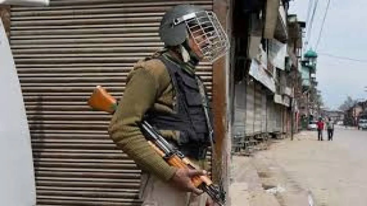 Grenade thrown at police checkpost in J&K, two injured