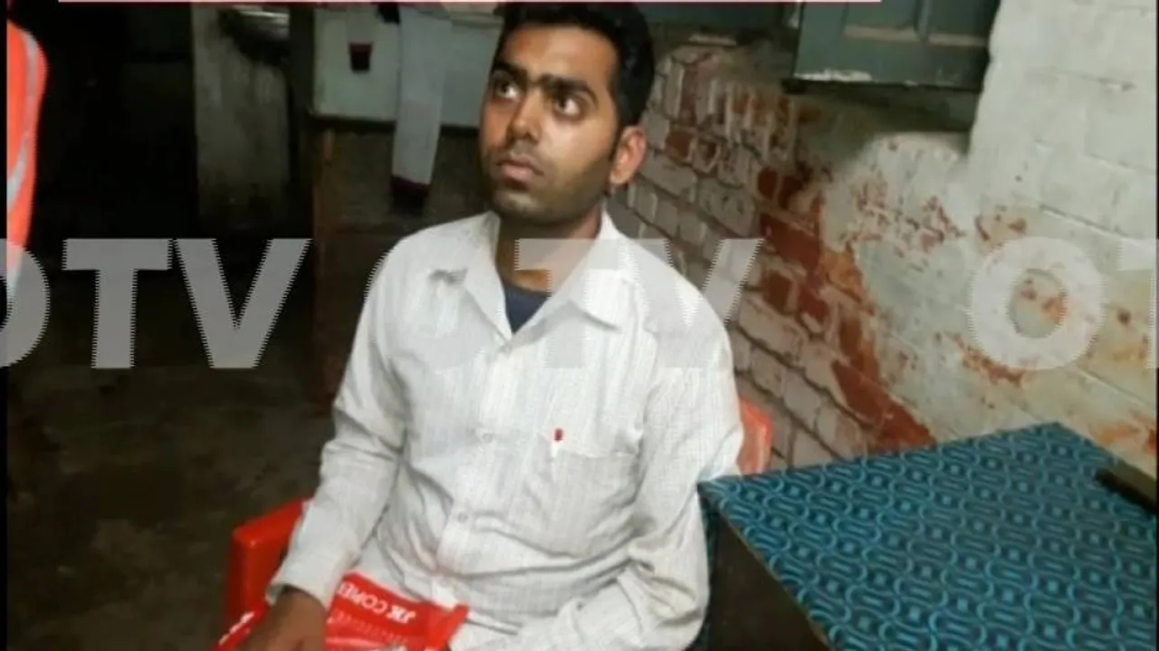 Rs 42L jewellery looted from Howrah-Mumbai Mail near Jharsuguda