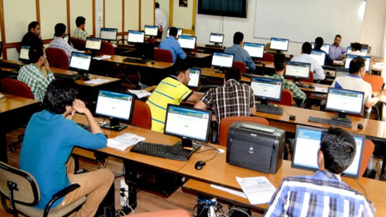 Jobs: Apply for 342 vacancies under Khadi and Village Industries Commission