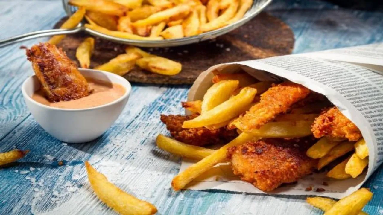 Unhealthy food at work ups risk of lifestyle ailments