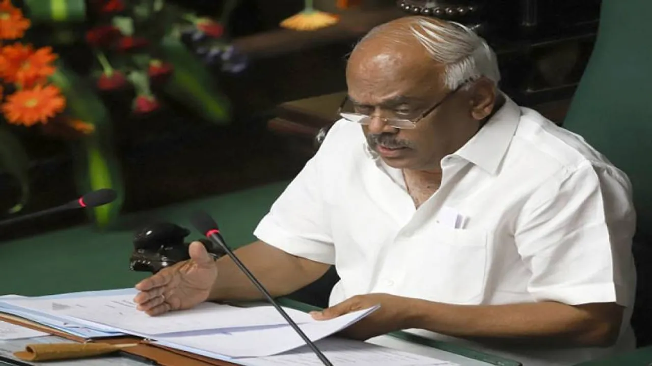 10 Karnataka Cong rebel MLAs disqualified for defying whip